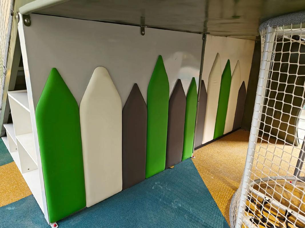 中山遠洋天著架空層小非標康體設施全面竣工，搖馬、蹺蹺板與健身設備完善社區活力空間